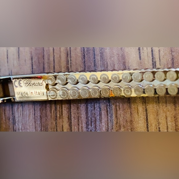 New Women’s Chopard Sunglasses - Picture 7 of 10